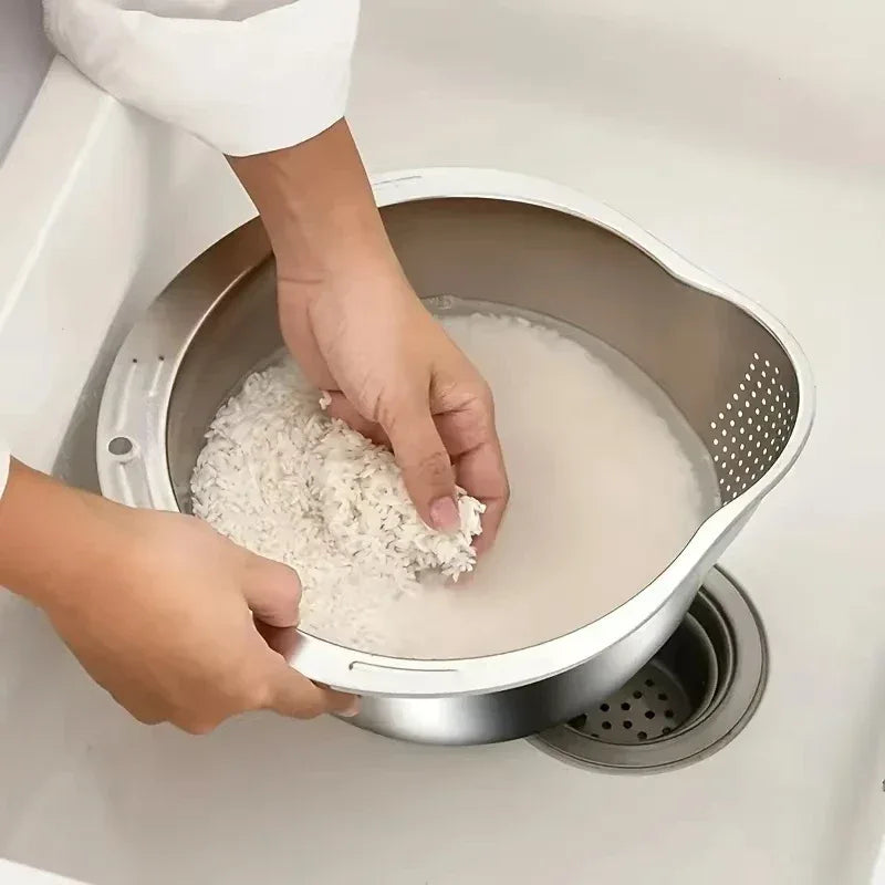 Person using a KEMORELA product to measure rice in a kitchen setting

